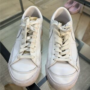 Nike Blazer Low White